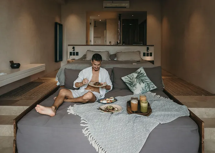 Casa Agape Boutique Rooftop Pool & Club Access 4*