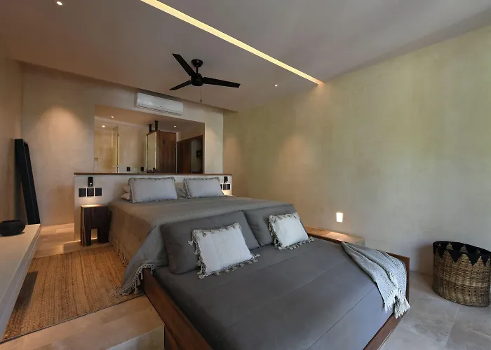 Hotel Casa Agape Boutique Rooftop Pool & Club Access