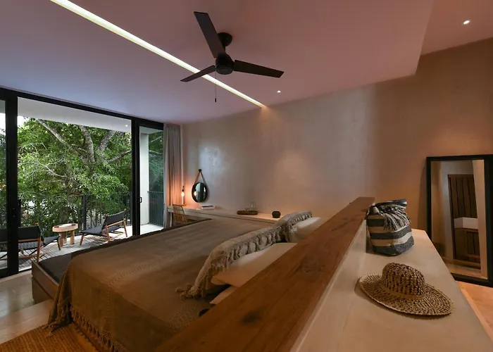 Hotel Casa Agape Boutique Rooftop Pool & Club Access 4*